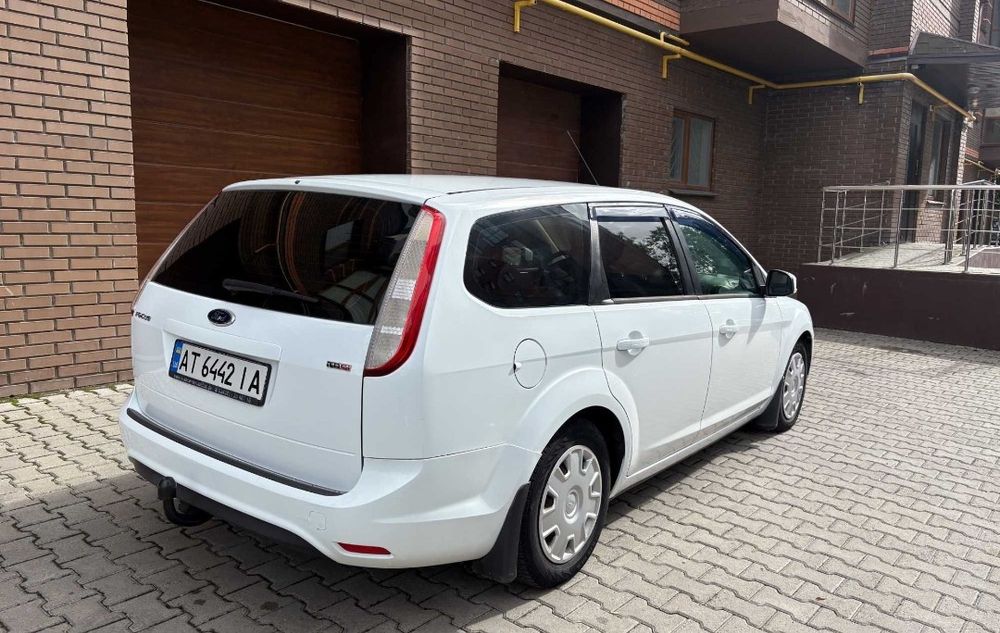 Автомобіль у дуже хорошому стані технічно справний