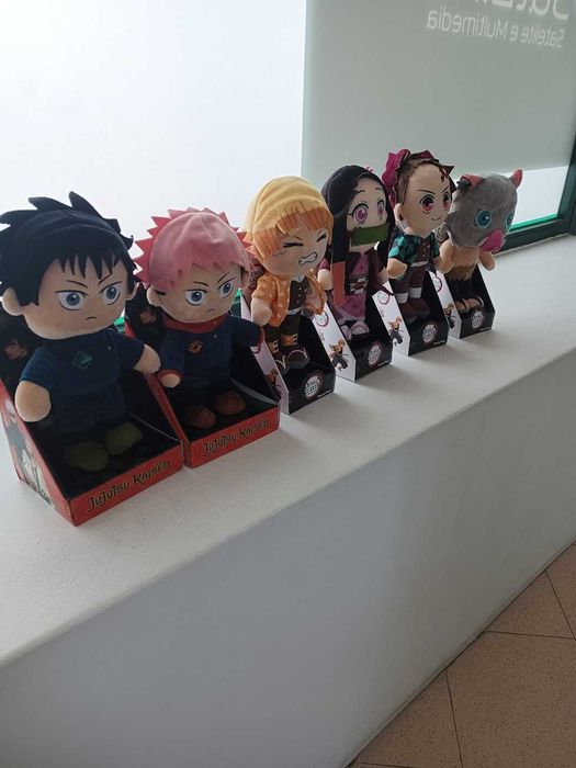 Novidade : Peluches Demon Slayer e Jujutsu Kaisen
