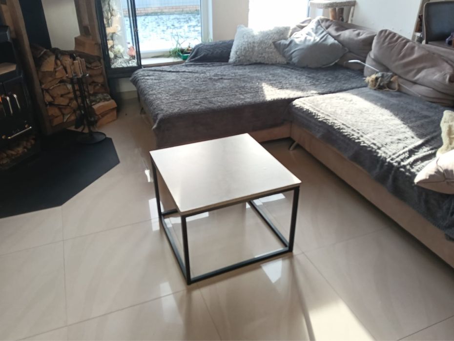 Piękny Stolik kawowy