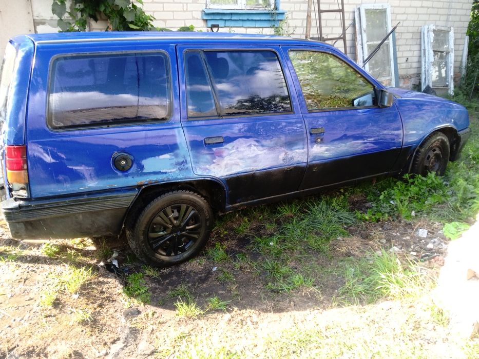 авто Опель Кадет