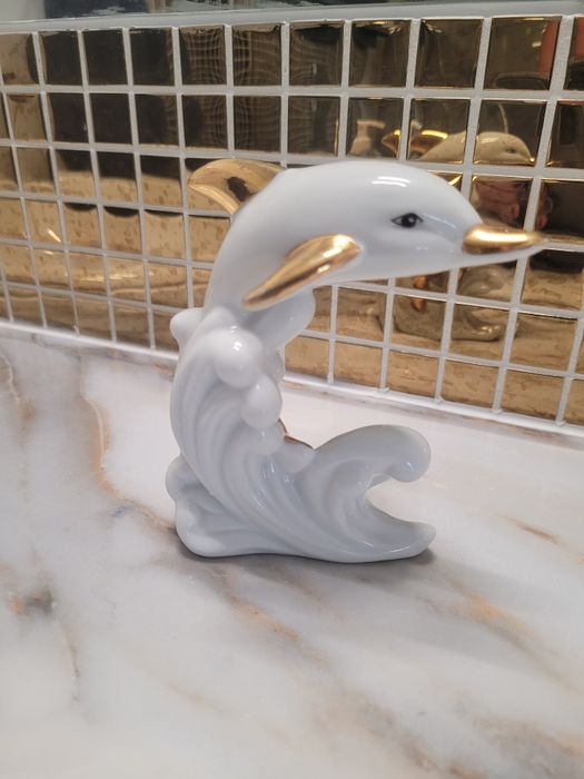 Dekoracja delfinek ze złotymi elementami EM Exclusive Collection