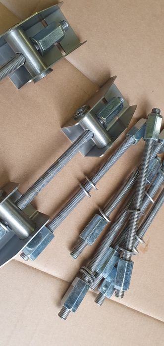 Klamry do balii, do sauny