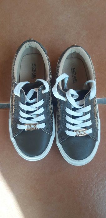 Sapatilhas menina Michael Kors