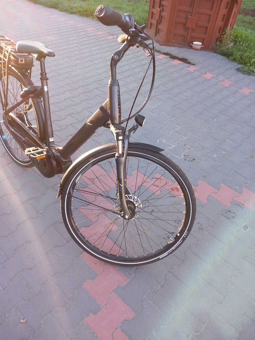 Rower elektryczny giant