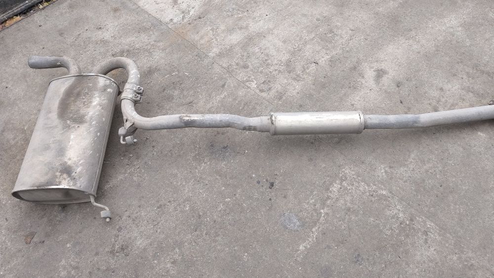 Продам глушитель заднюю банку на ниссан x-trail t30 2.2 дизель