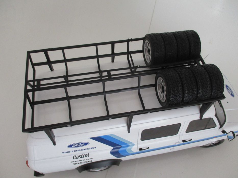 Miniatura da Ford Transit MK II - Escala 1.18