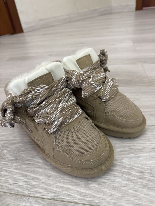 Кросівки зимові уггі