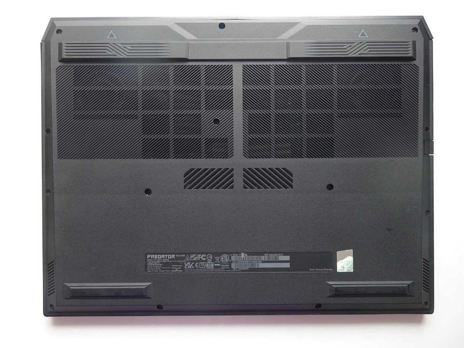 Acer Predator HELIOS 18 240Hz QHD+ i9-13900HX 16GB 1TB RTX 4080 12gb RGB
