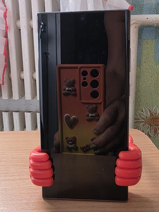 Смартфон Самсунг S23 ультра