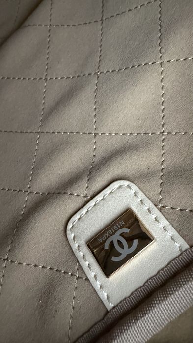 Сумка Chanel в наявності
