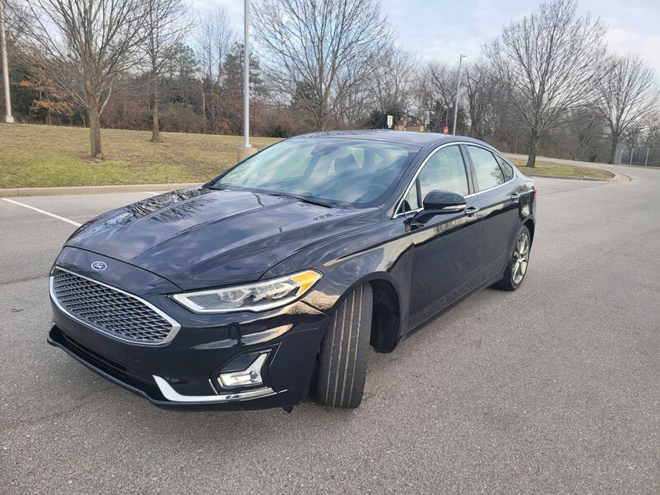 Ford Fusion Titanium      2020