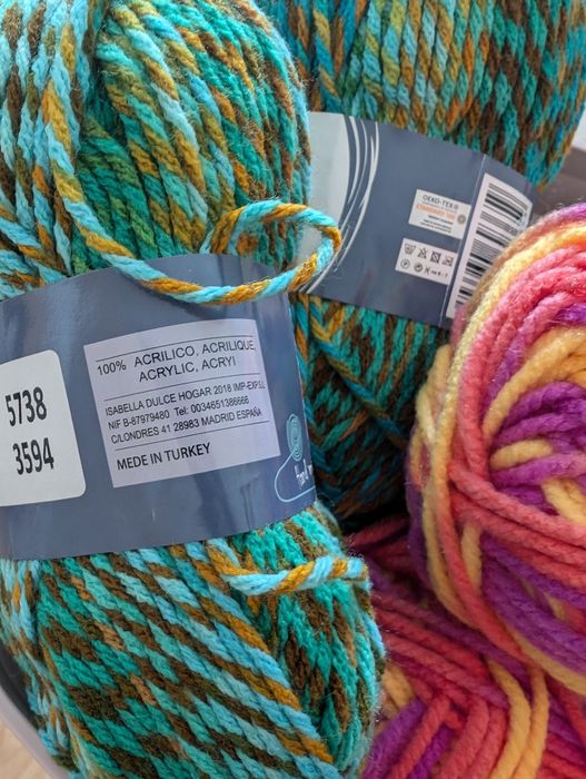 Ovillas Multicolor Acrílico