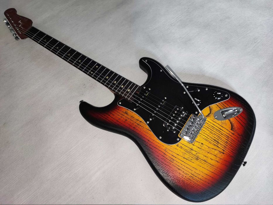 HARLEY BENTON ST-MODERN PLUS HSS SBBL gitara stratocaster - ustawiona