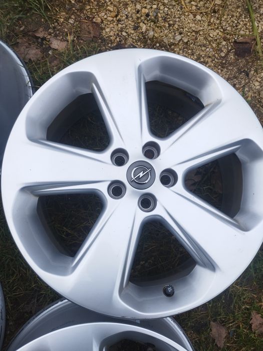 Felgi 18" Ori Opel 5x105 z czujnikami