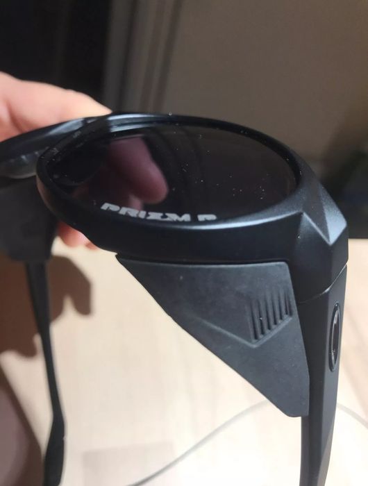 Óculos de sol/esporte box e pano de limpeza