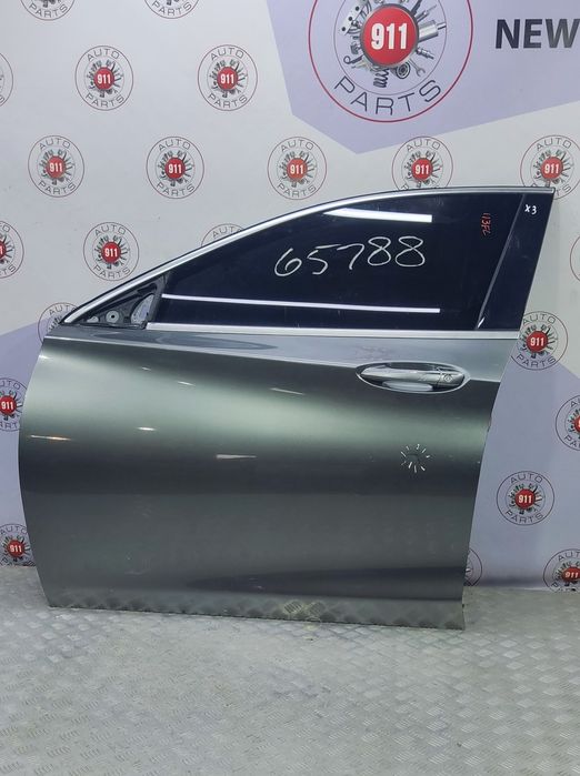 Дверь передня ліва на Infiniti qx30