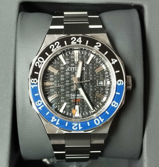 Citizen Series 8 NB6031-56E GMT