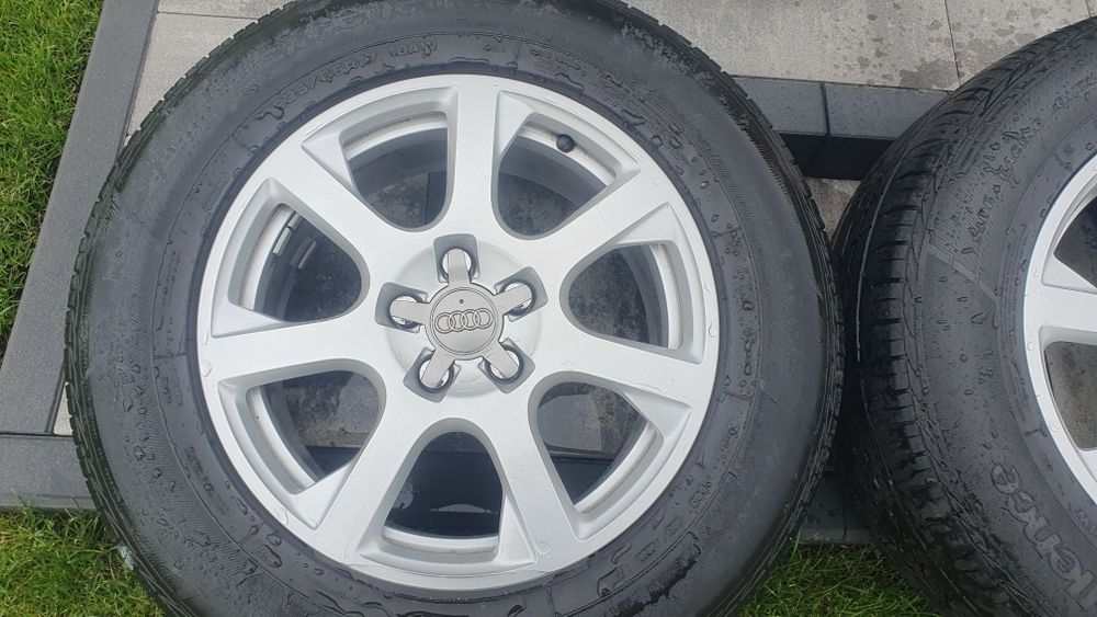 Felgi aluminiowe Audi wraz z oponam /kpl.