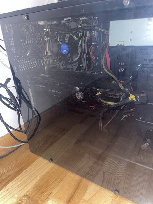 Zestaw - dobry komputer i x2 monitory