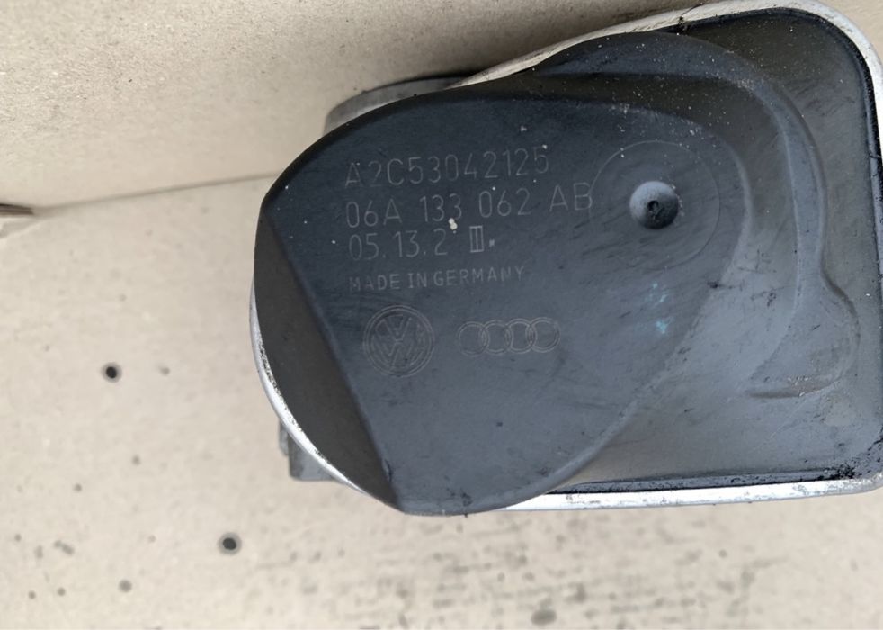 Дросельна Заслонка VW Audi Skoda 06А133062АВ BSE BGU 1.6 BFQ Tour Golf