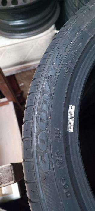 2 pneus Goodyear 245/40/18