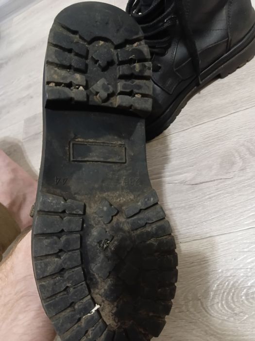 Шкіряні берці 44 розмір
