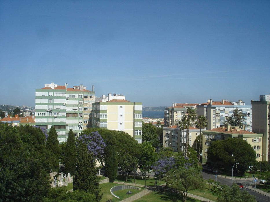 Oeiras T2  perto da Praia