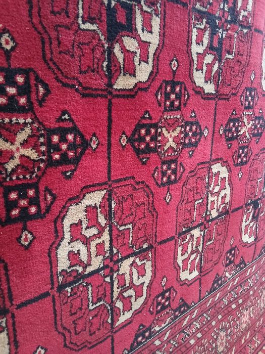 Великий килим на підлогу 1,95×2,90, середній стан