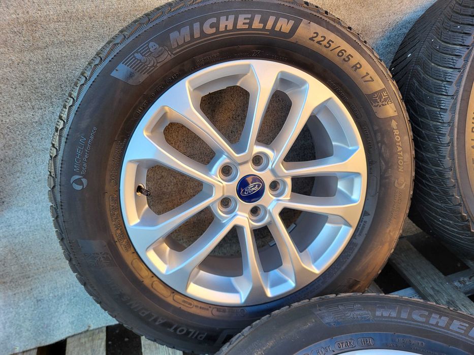 [K445] Koła letnie 17 Cali 5x108 Michelin 225/65/17 FORD Kuga S. BDB