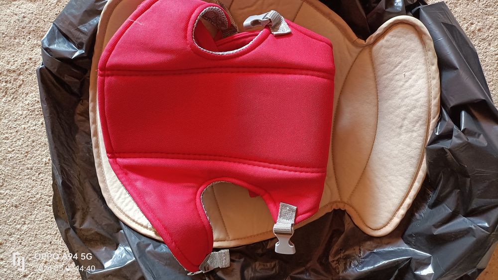 Carrinho bebé + espreguiçadeira + marsúpio + bomba de leite + cad.auto