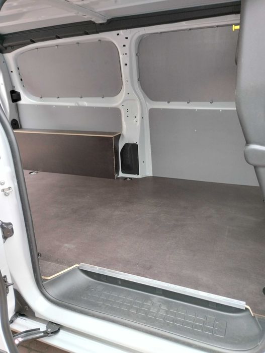 Zabudowa, podłoga, ściana F.Scudo, P.Expert, C.Jumpy, T.Proace L2