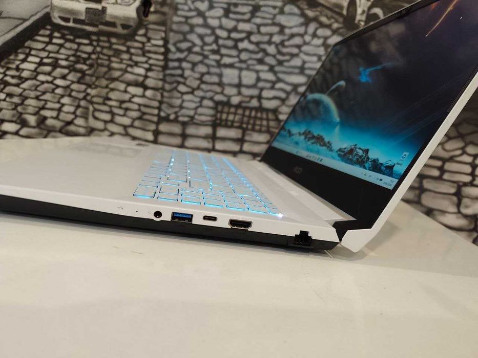 MSI Sword 15 A12UE-605