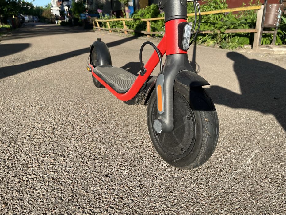 Електросамокат Ninebot d18e