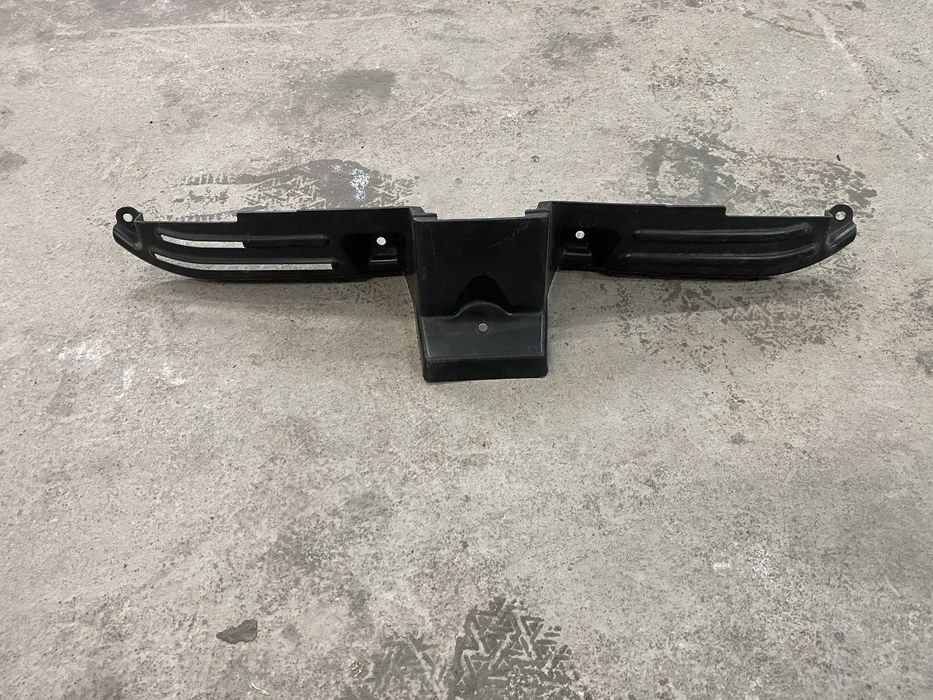 Решітка радіатора Mitsubishi Outlander Xl