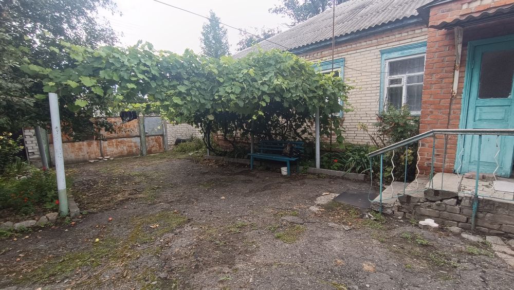 Будинок 102 м², 15 соток, 4 кімнати, 3 гаражі, с. Малинівка, Чугуїв