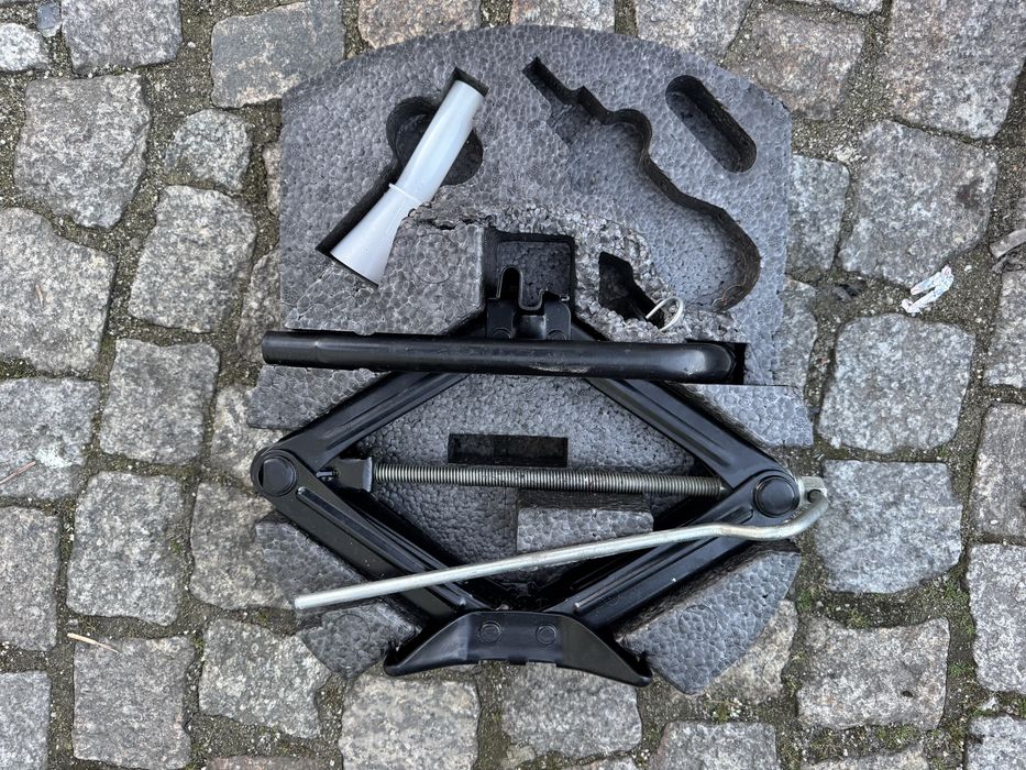 Koło Dojazdowe Dojazdówka Ford Mondeo IV mk4 Hatchback cały komplet
