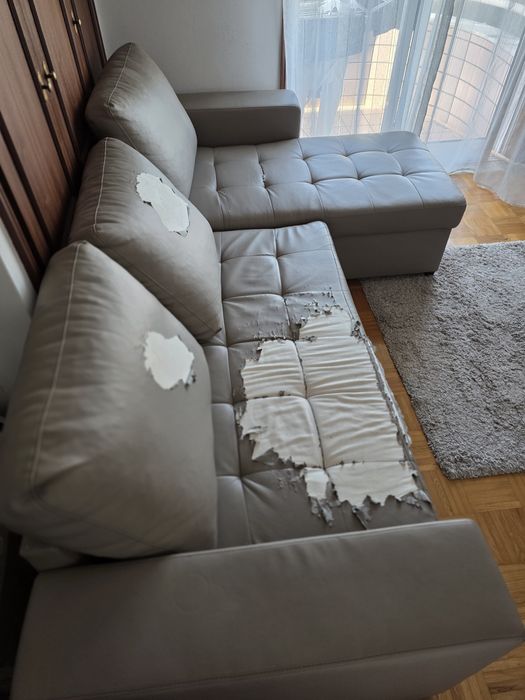 Sofa com chaise longue/cama