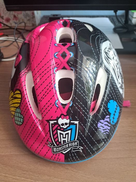 Kask na rolki dla dziewczynki