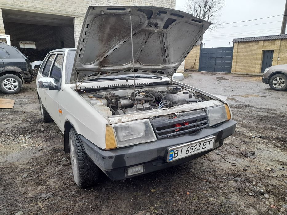 Продам ваз 2109 .