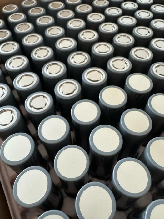 INR 21700 LG M50LT 5000mAh 14.4A новые