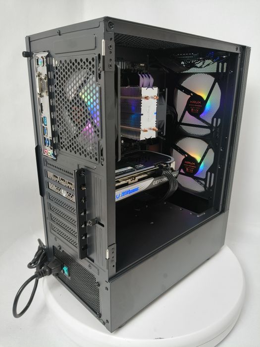 Komputer Gamingowy Ryzen 7 5700, RTX 4060 Ti, 32 GB,SSD,Win 11 Pro