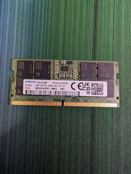 Оперативна пам'ять Samsung 16GB DDR5 5600MHz SODIMM (M425R2GA3PB0)