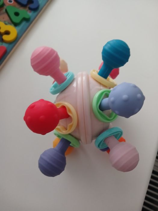 Брязкальце-прорізувач Монтессорі, іграшка для дітей, м'яч Атом