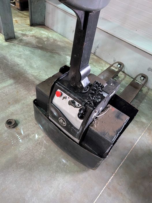 Bt Lwe 130 paleciak elektryk