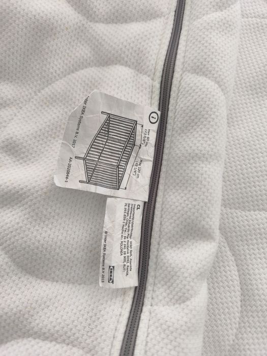 colchão para berço IKEA skönast + resguardos LENAST