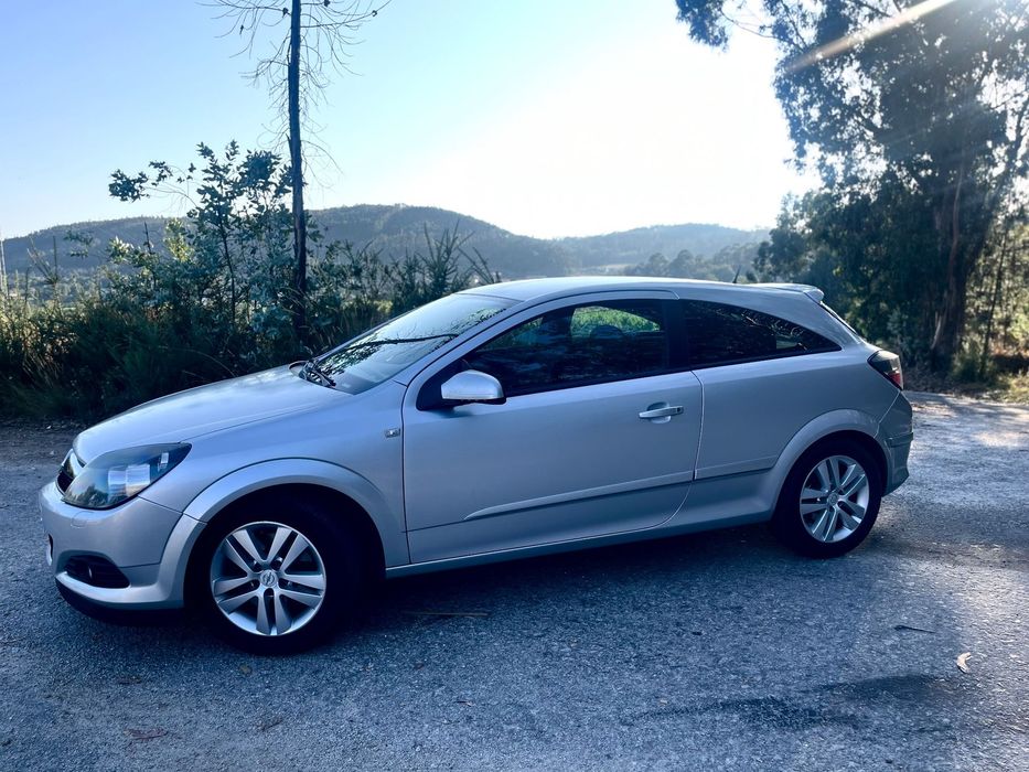 Opel Astra GTC 1.7 CDTI