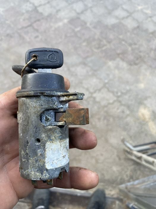 Замок зажиганія камаз маз