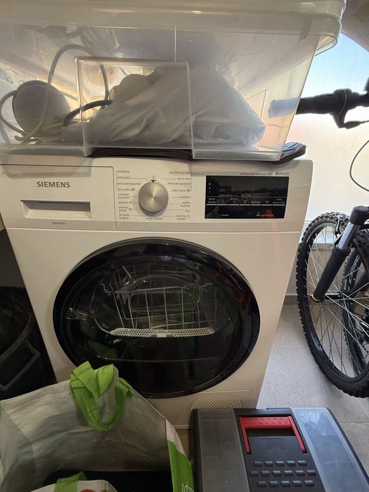 SECADOR Siemens iQ500 — 9kg | SelfCleaning Condenser
