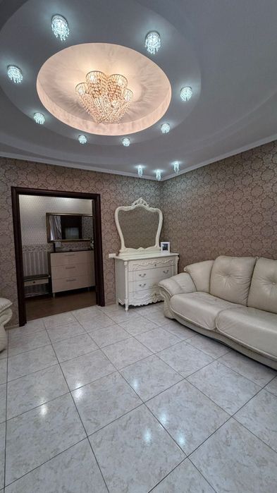 Продаж 3-к квартири в Українці