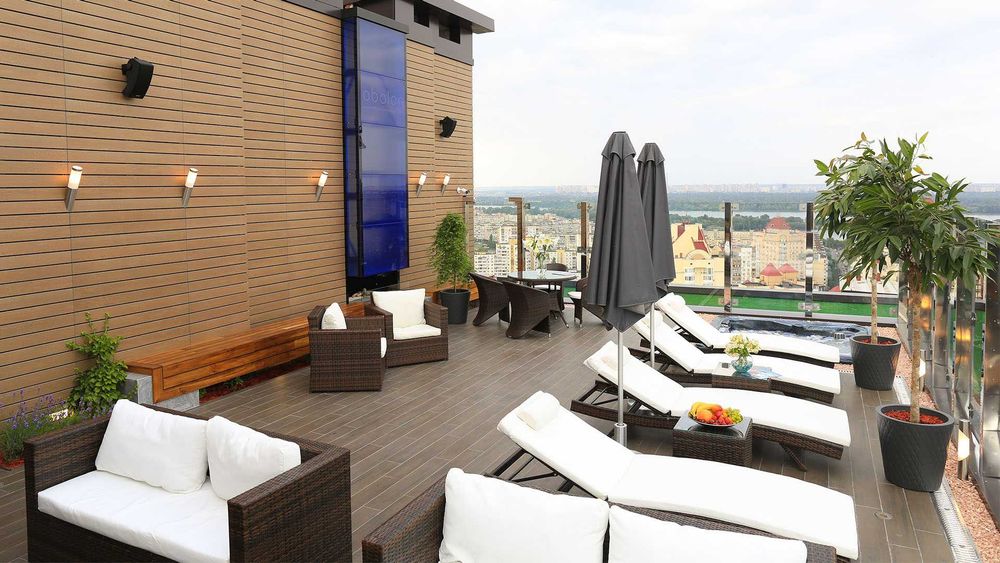 ЖК Obolon Residences  м. Мінська; Здам в оренду паркомісце в підземному паркінгу; без комісії